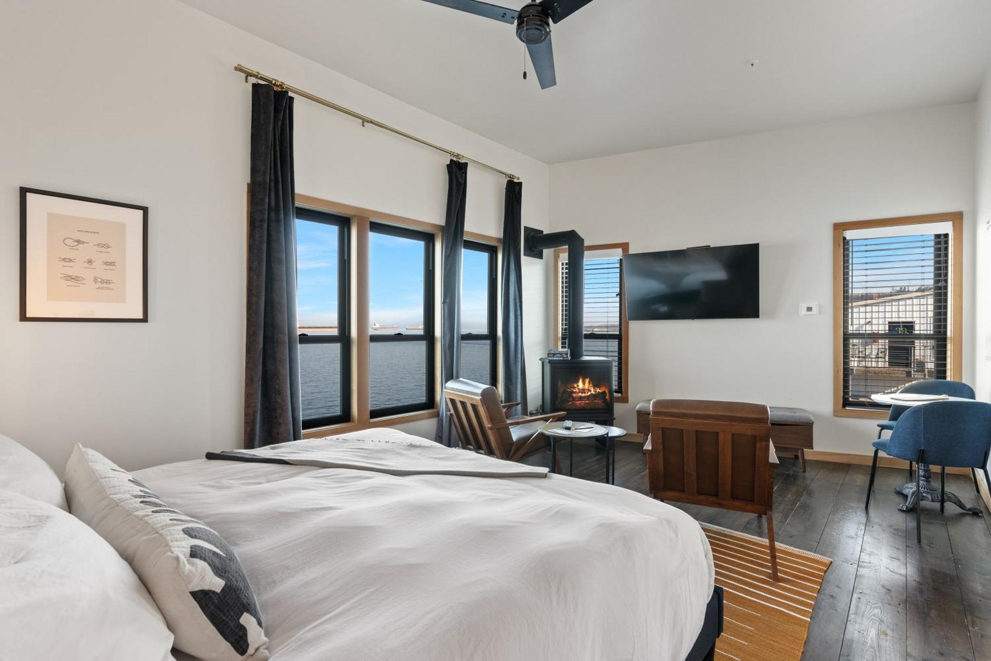 Bowline Hotel Astoria Dış mekan fotoğraf