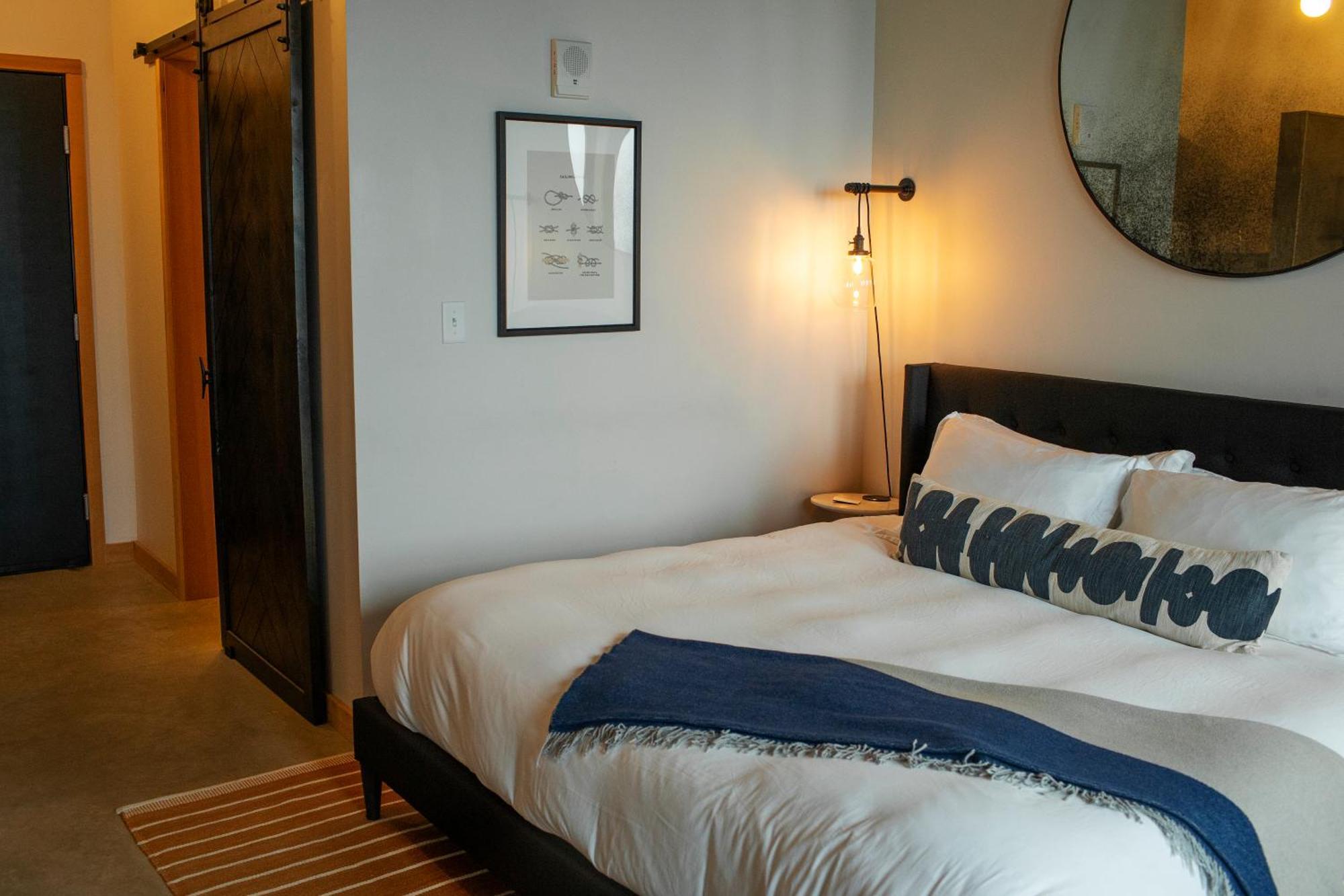 Bowline Hotel Astoria Dış mekan fotoğraf